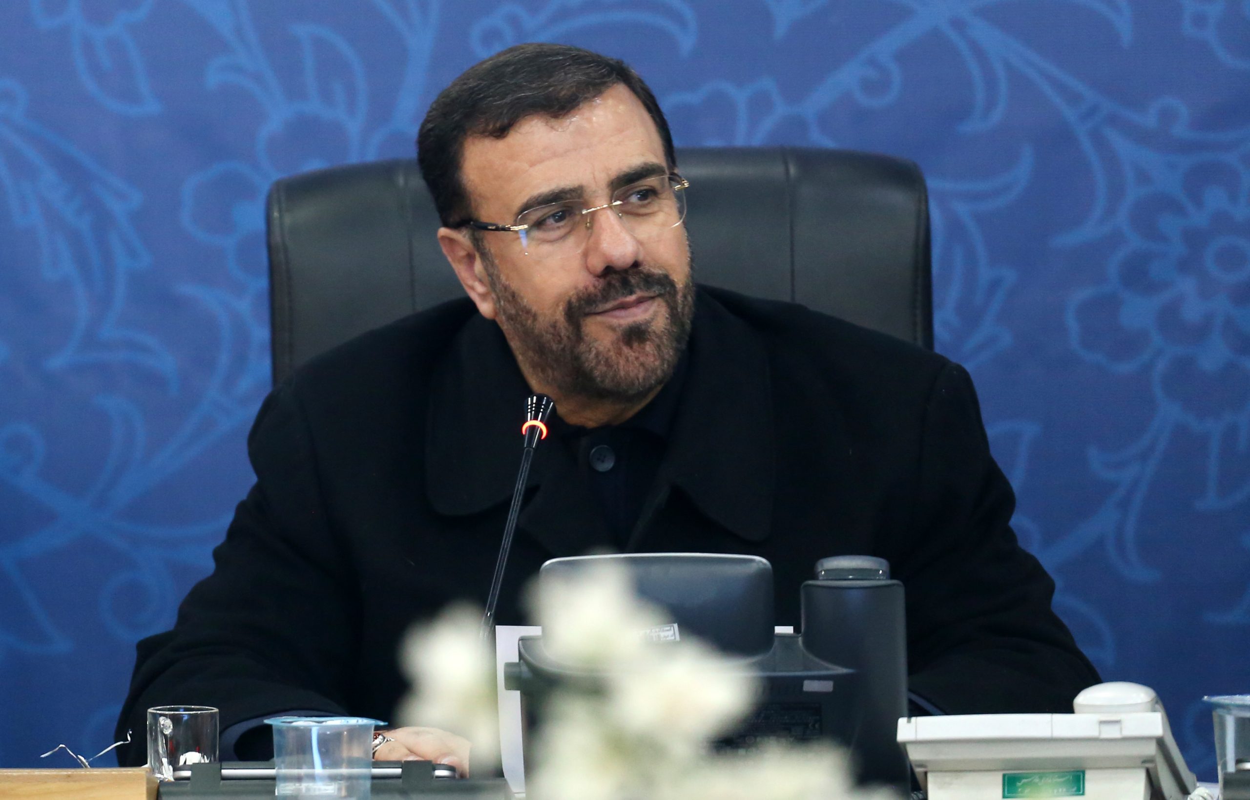 خارج شدن حساب های مالی معادن فارس از استان قابل پذیرش نیست