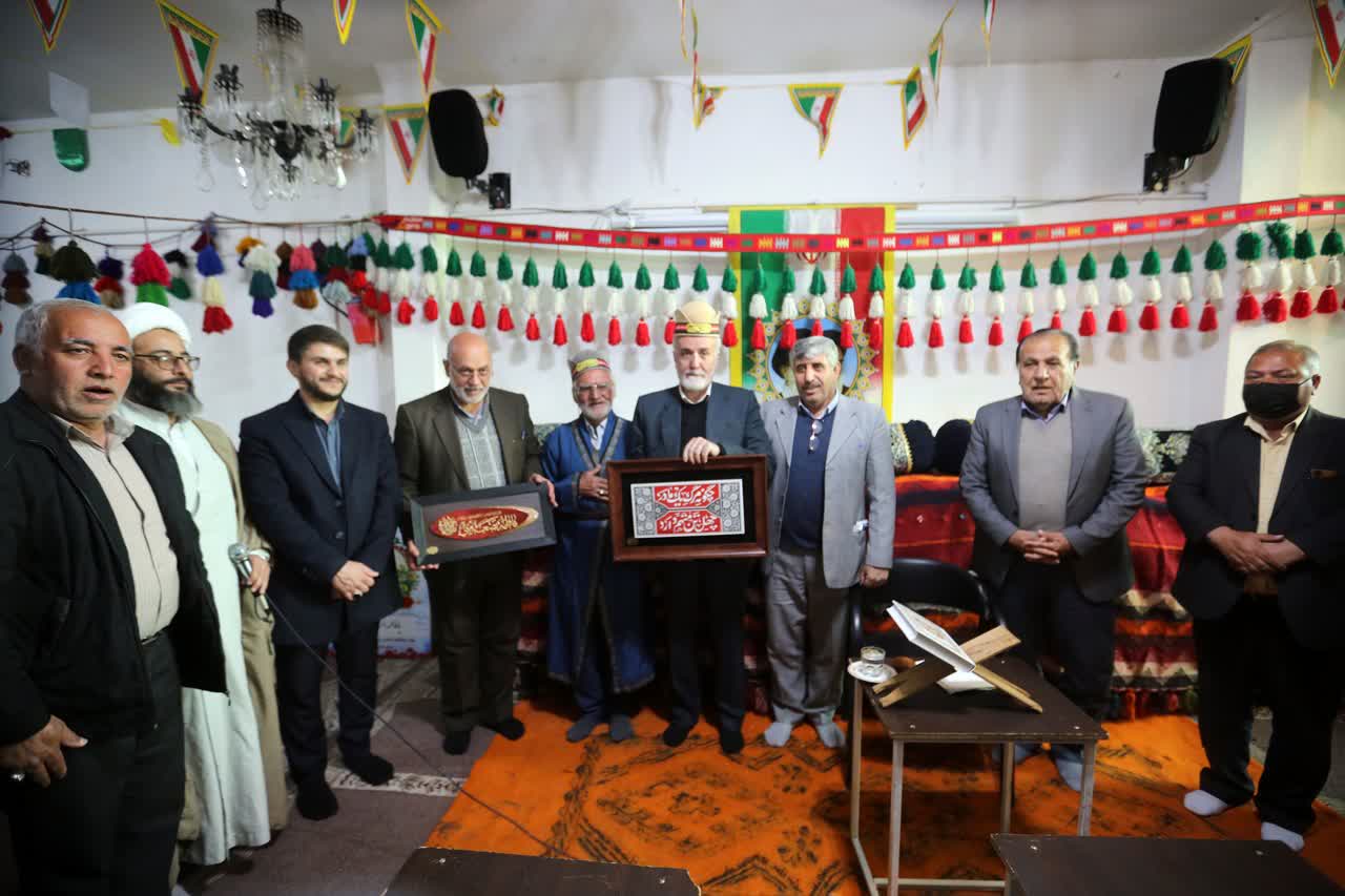 تجلیل موکب قشقایی های ایران در کربلا از شهردار شیراز