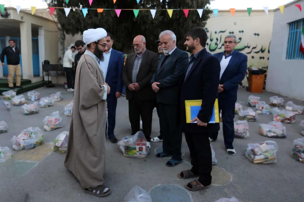 توزیع ۴۰۰ بسته معیشتی به مبلغ بیش از ۵۰۰ میلیون تومان میان هیئات مذهبی فارس