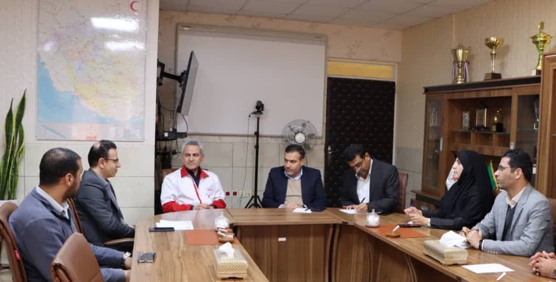 دیدار نماینده مردم سروستان، خرامه و کوار در مجلس و فرمانداران سه شهرستان با مدیرعامل هلال‌احمر استان فارس