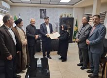 سند مالکیت موقوفه میرزا ابراهیم خلیلی به متولی این موقوفه تسلیم شد