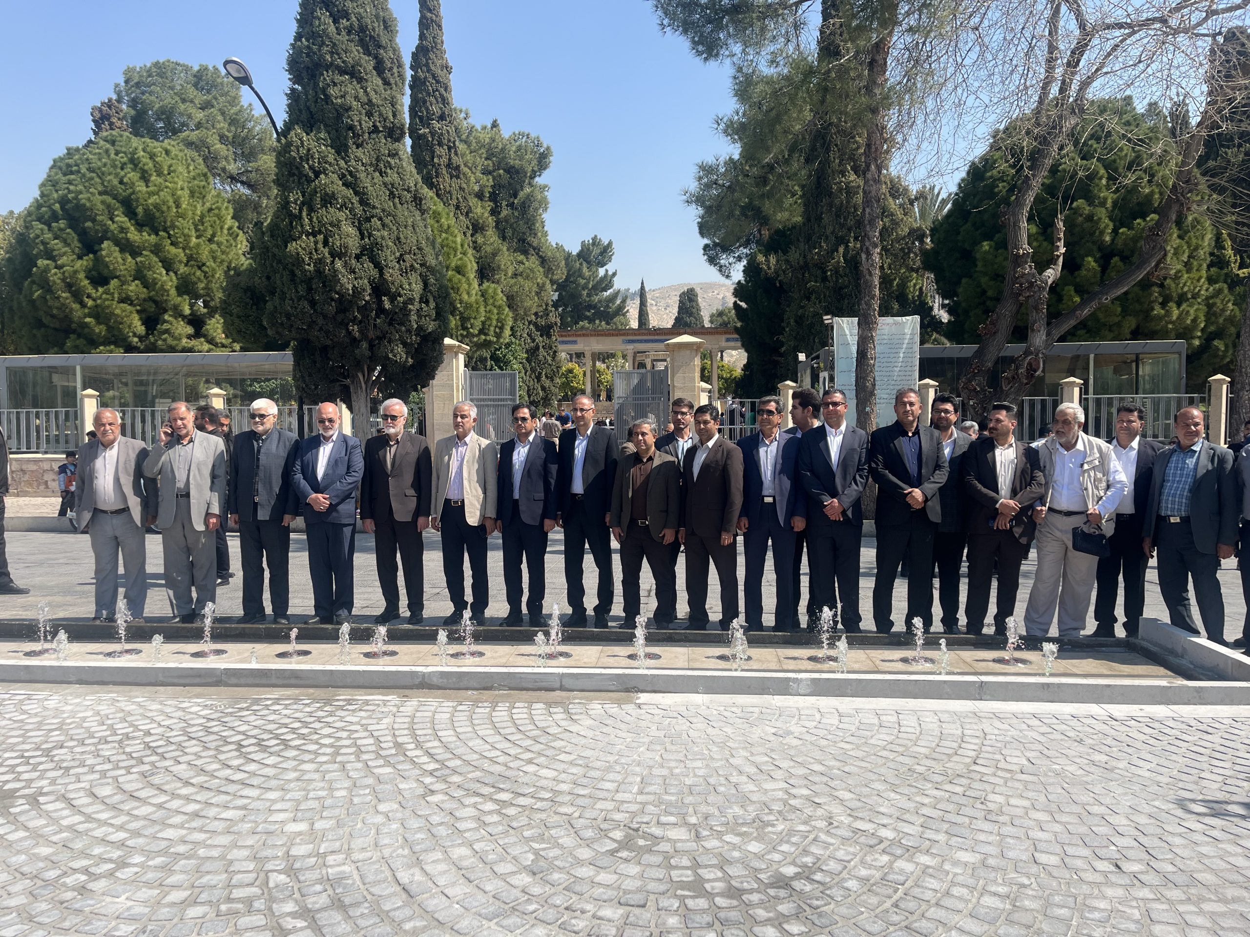 پروژه کف‌سازی و سنگفرش محور گردشگری حافظیه افتتاح شد