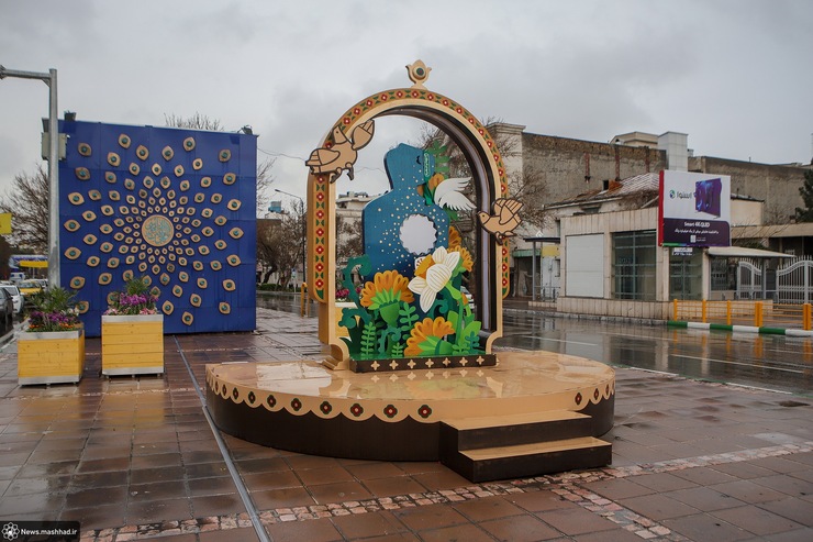 آغاز نصب المان‌های بهاری و رمضانی در منطقه ۶ شیراز