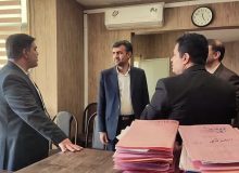 دیدار سرزده و پاسخ گویی دادستان مرکز استان فارس به ۸۶ نفر از مراجعان در دادسرای ناحیه دو شیراز