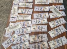 کشف دلارهای تقلبی در یکی از محلات شیراز