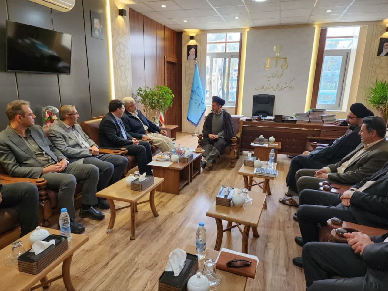 تاکید بر سنددار کردن اراضی بنیاد مسکن جهت جلوگیری از تصرف و‌ تضییع حقوق بیت المال