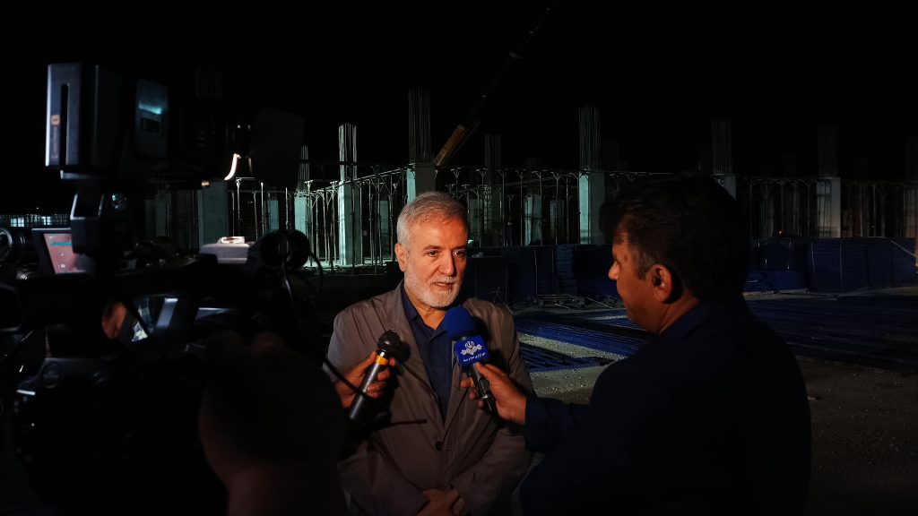 تقاطع غیرهمسطح شهدای حرم احمد بن موسی شاهچراغ (ع) از بزرگترین پروژه های عمرانی و چند سطحی در کشور است