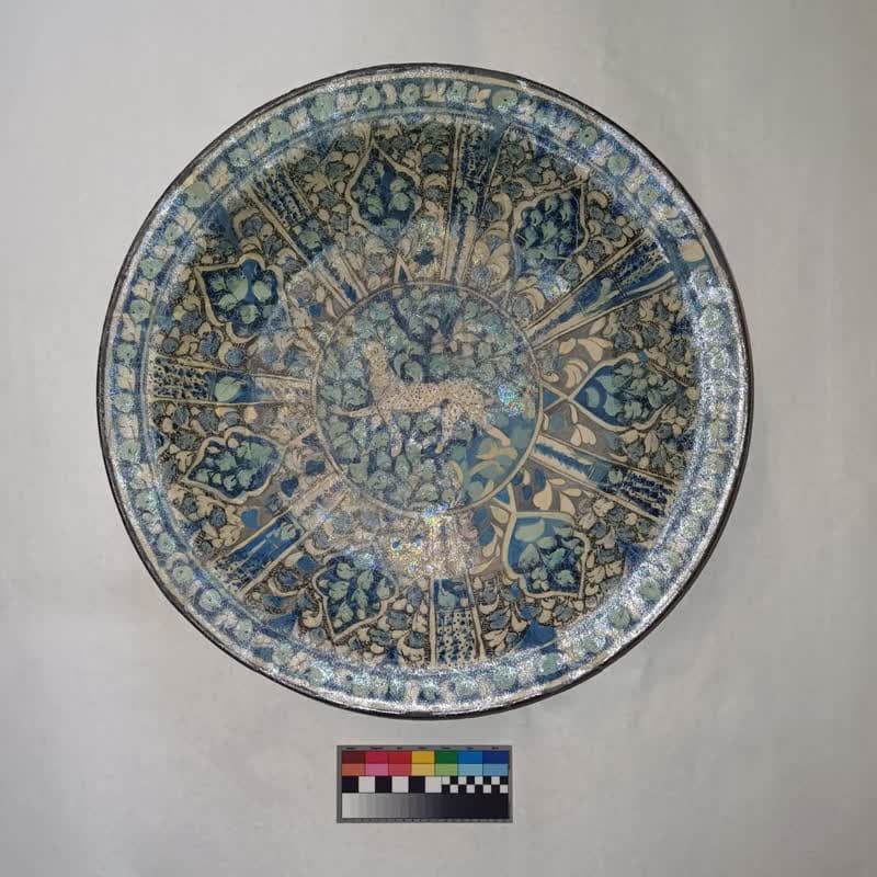 حفاظت و مرمت ظرف سفالی (دیس) منقوش لعابدار دوره ایلخانی