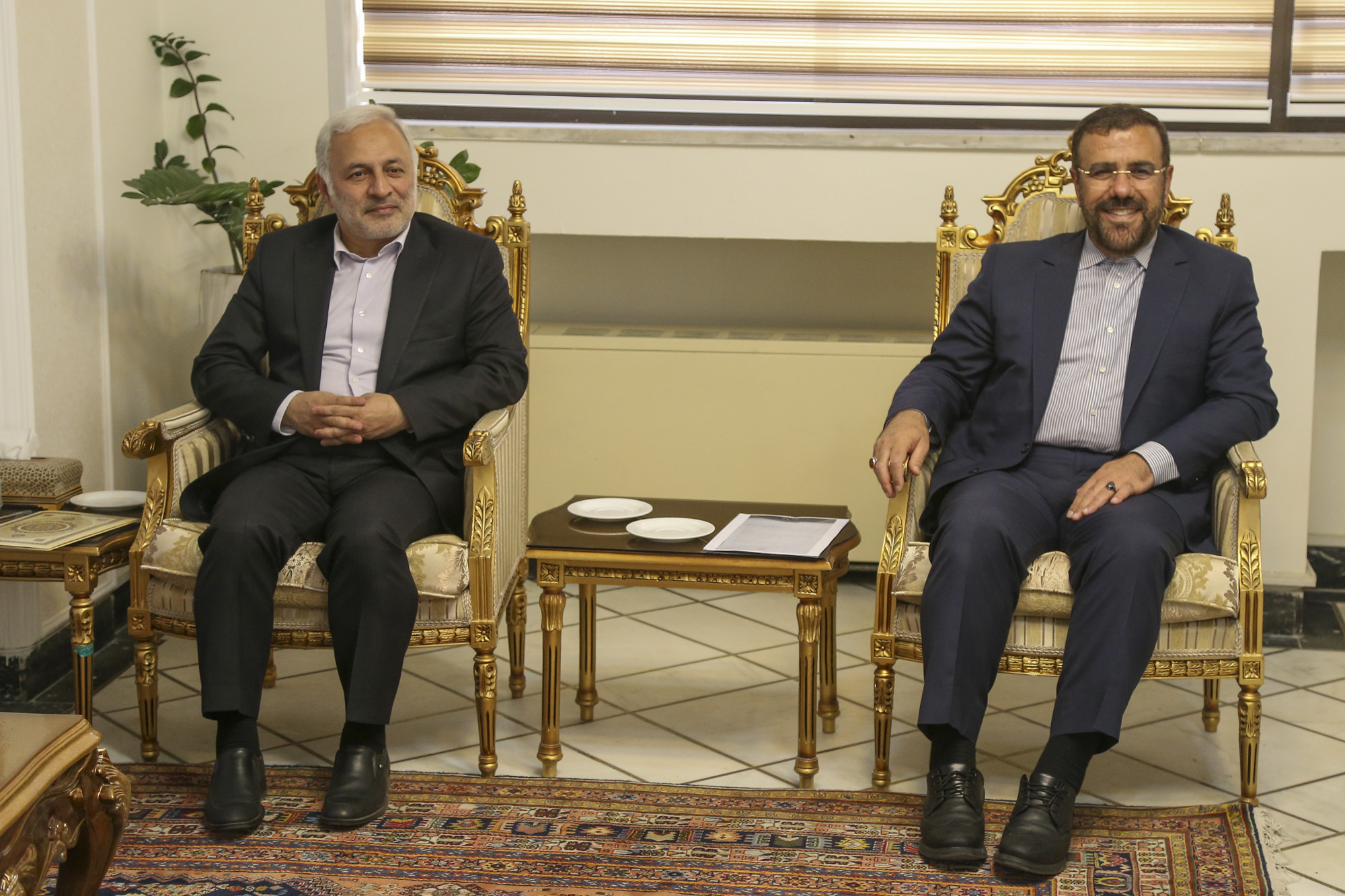 از برگزاری همایش بین المللی سرمایه گذاری در شیراز تا گسترش همکاری‌ در حوزه‌های مختلف تجاری با کشورهای همسایه