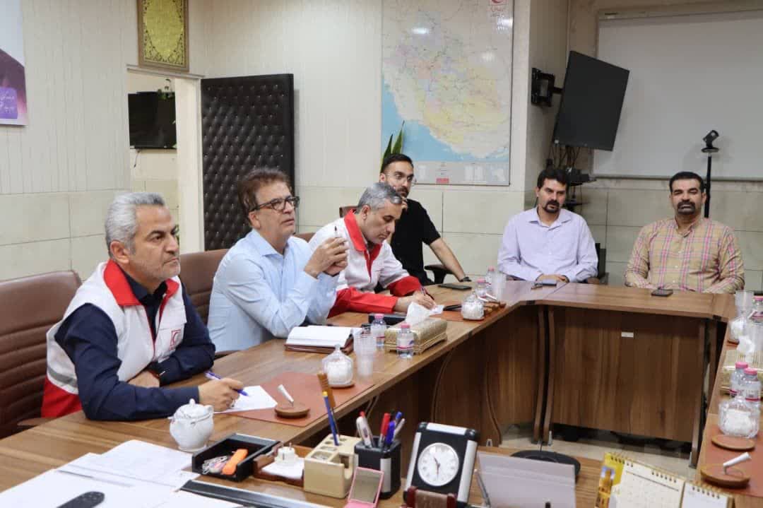 تمرکز بر توسعه امداد و آبرسانی به شهرستان مرودشت