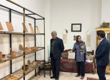 کمک به حل مشکلات و آسیب‌های موجود در بازار هنر