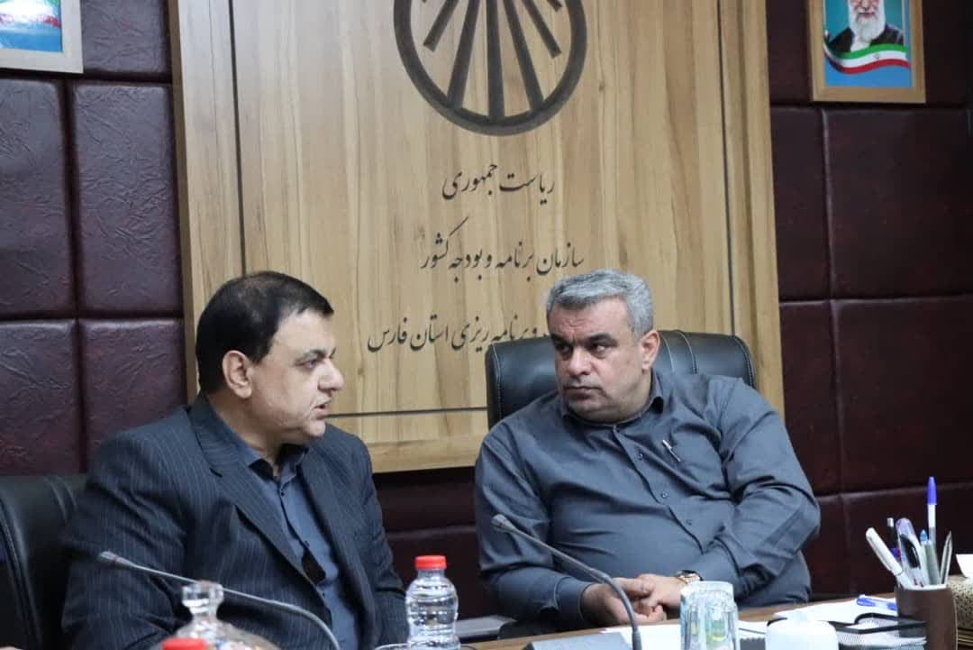 از تدوین اطلس اشتغال روستایی تا محرومیت زدایی و شناسنامه‌دار کردن تمام کارگاه‌های فارس