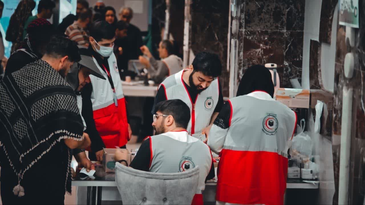 اعزام بیش از ۹۰ نیروی تخصصی درمانی و پشتیبانی هلالاحمر فارس به درمانگاههای اربعین در کربلا و سامرا