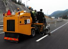 آغاز اجرای خط‌کشی گرم در محورهای پرتردد فارس