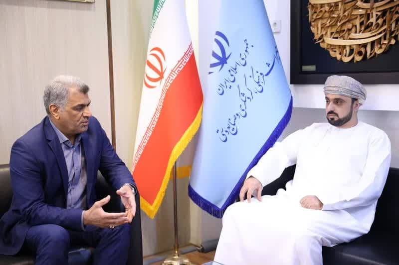 تأکید بر توسعه گردشگری سلامت با توسعه همکاری مشترک شیراز و عمان