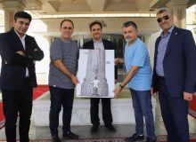 هدیه هنرمندانه کارتونیست شیرازی به رهبر ارکستر ارمنستان