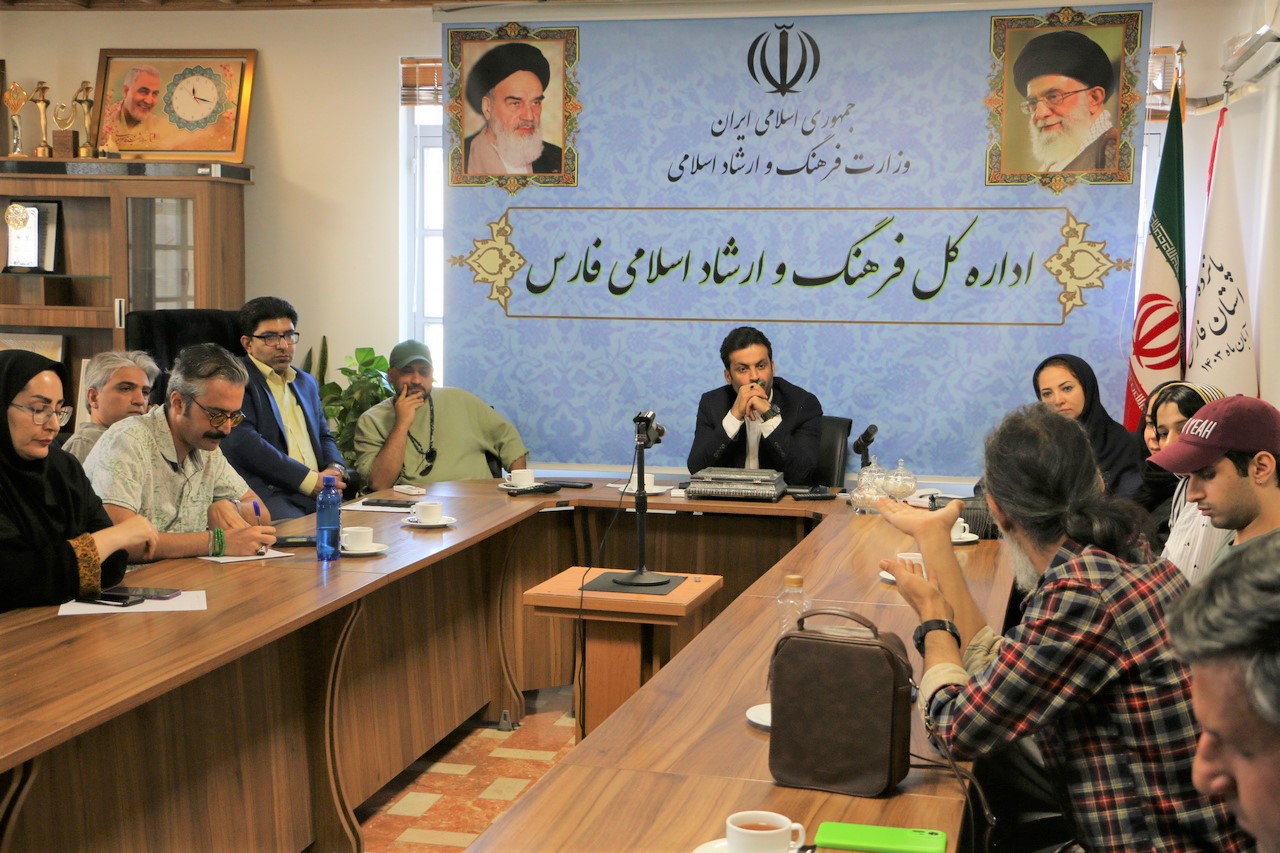 اجازه نمیدهم تئاتر استان قربانی اختلافات داخلی شود