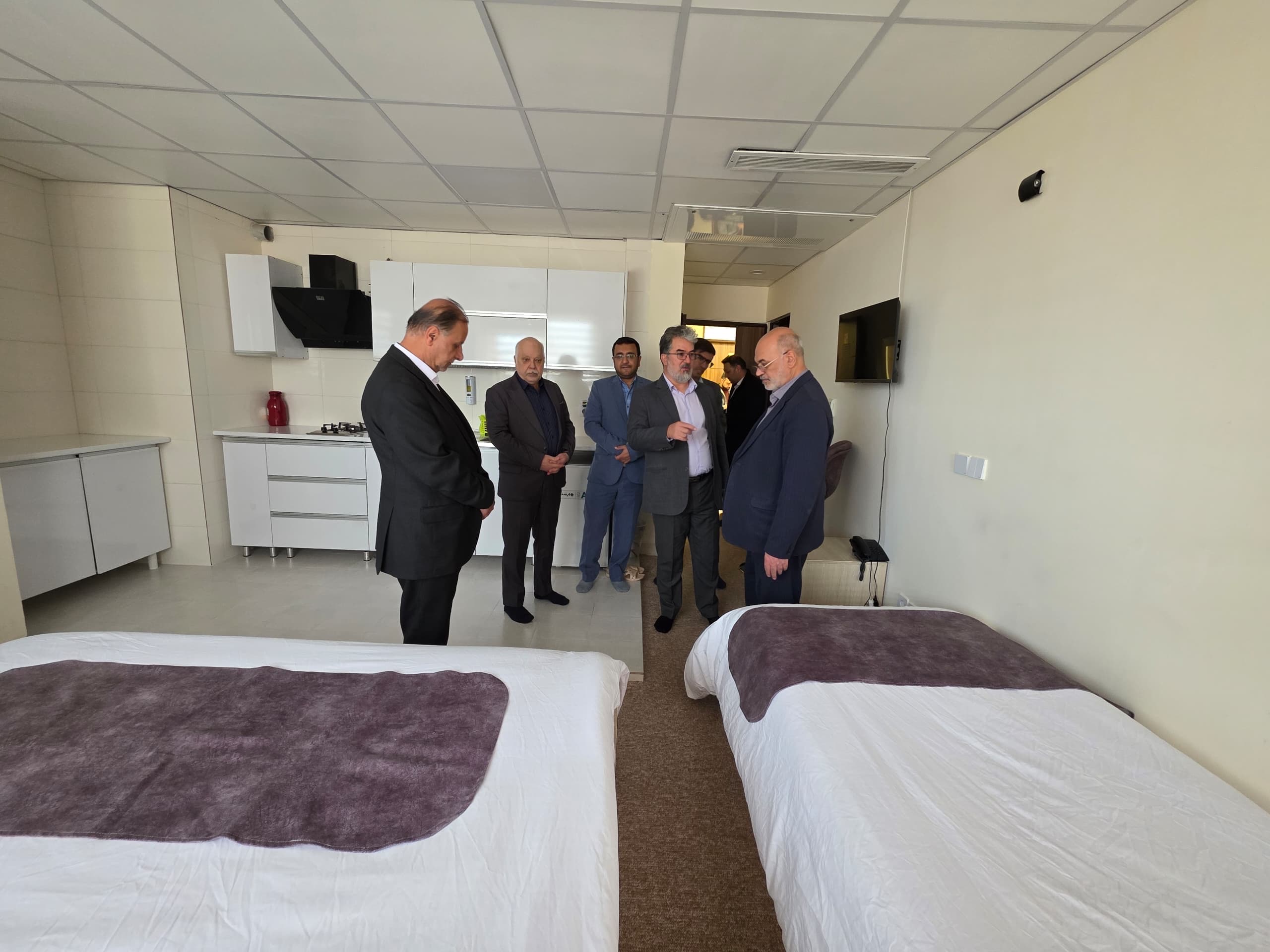 اقامتگاه‌های همراه بیمار نیازمند حمایت جدی شهرداری هستند