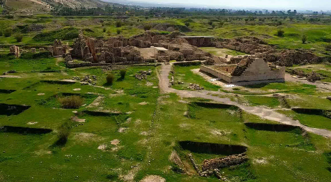 ثبت اسناد مالکیت ۱۰ ملک در حریم درجه‌یک تخت‌جمشید نهایی شد