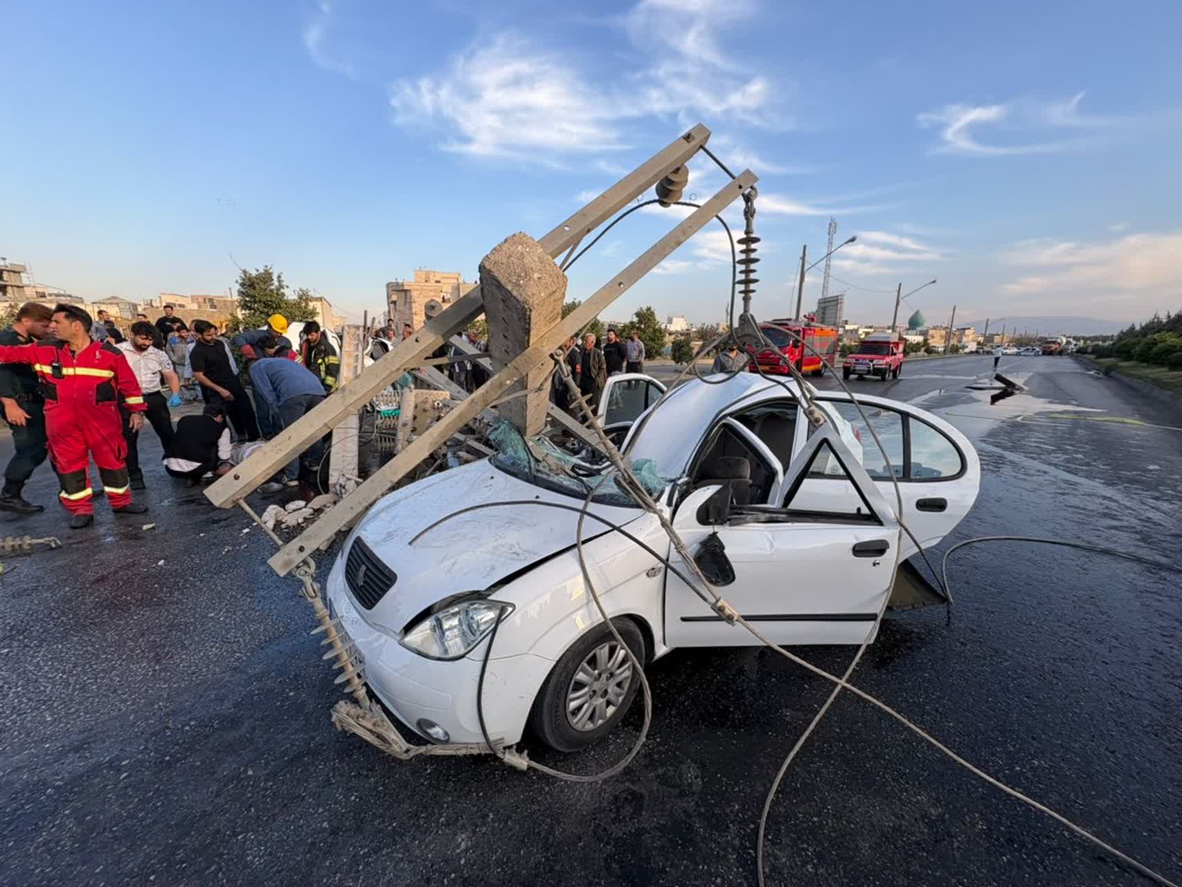 مصدومیت ۳نفر در پی سانحه شدید رانندگی در کمربندی شیراز