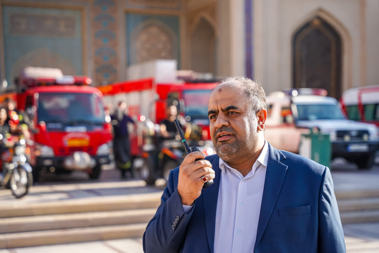 مانور بزرگ «ایمنی، امداد و نجات» در حرم مطهر حضرت شاهچراغ(ع) برگزار شد