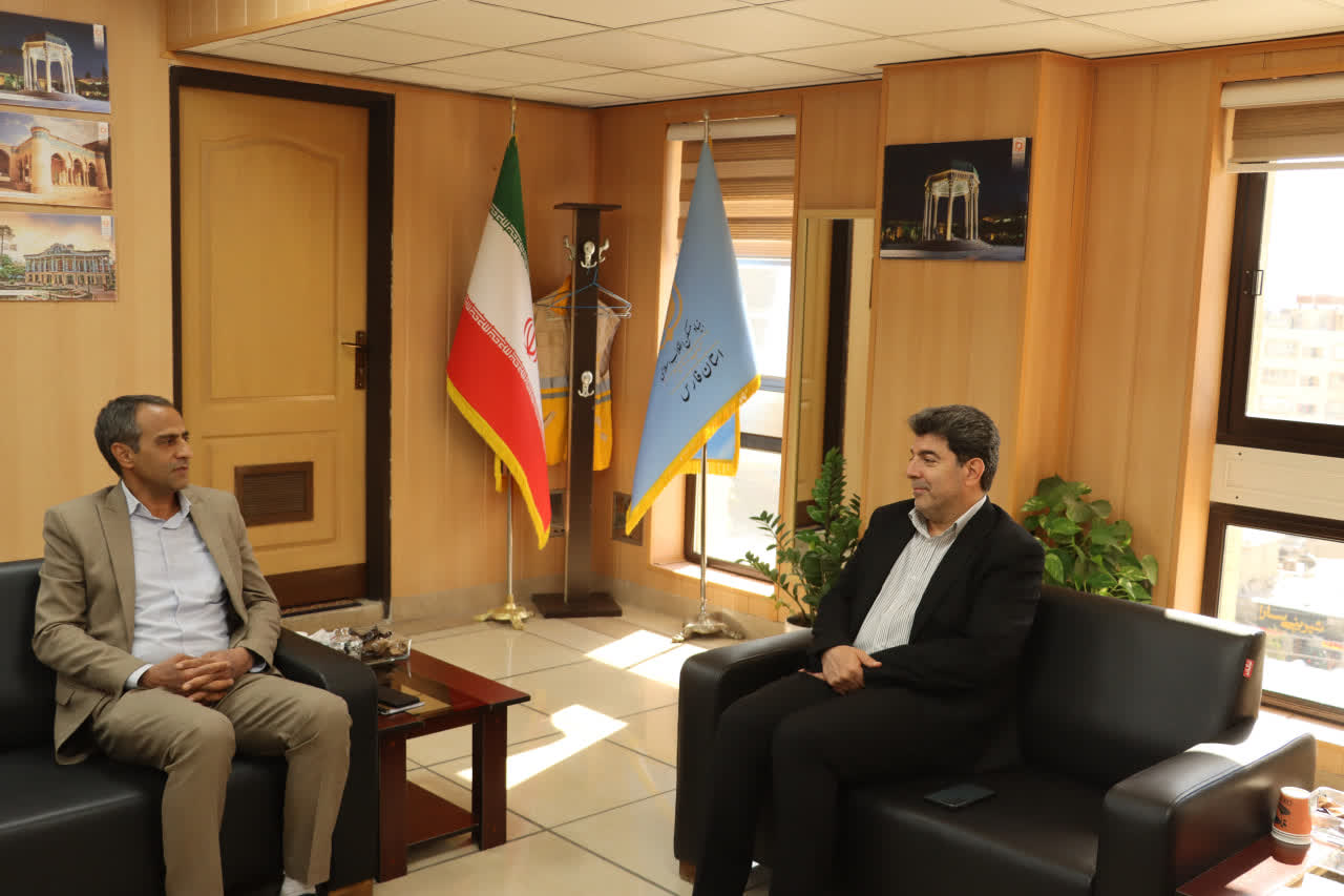 تاکید مدیرکل بنیاد مسکن فارس بر نقش بنیاد در محرومیت‌زدایی و ارتقاء زیرساخت‌های روستایی