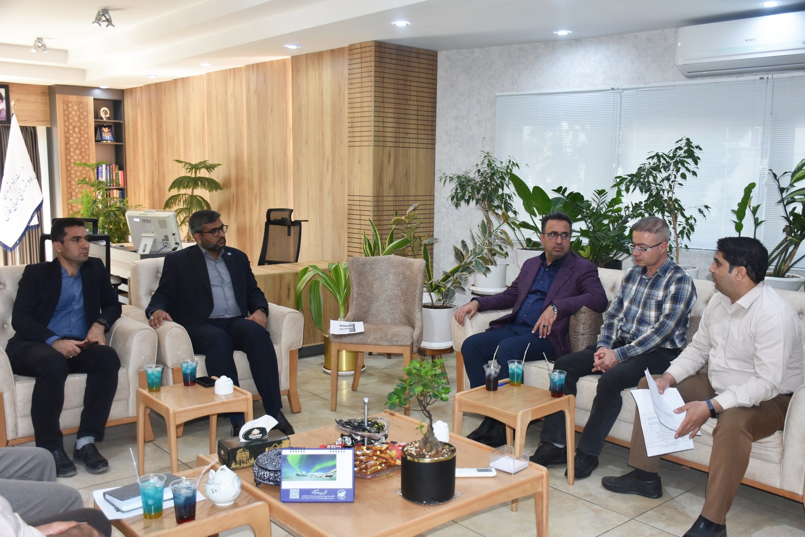 تکمیل پروژه های کتابخانه ای فارس شتاب می گیرد