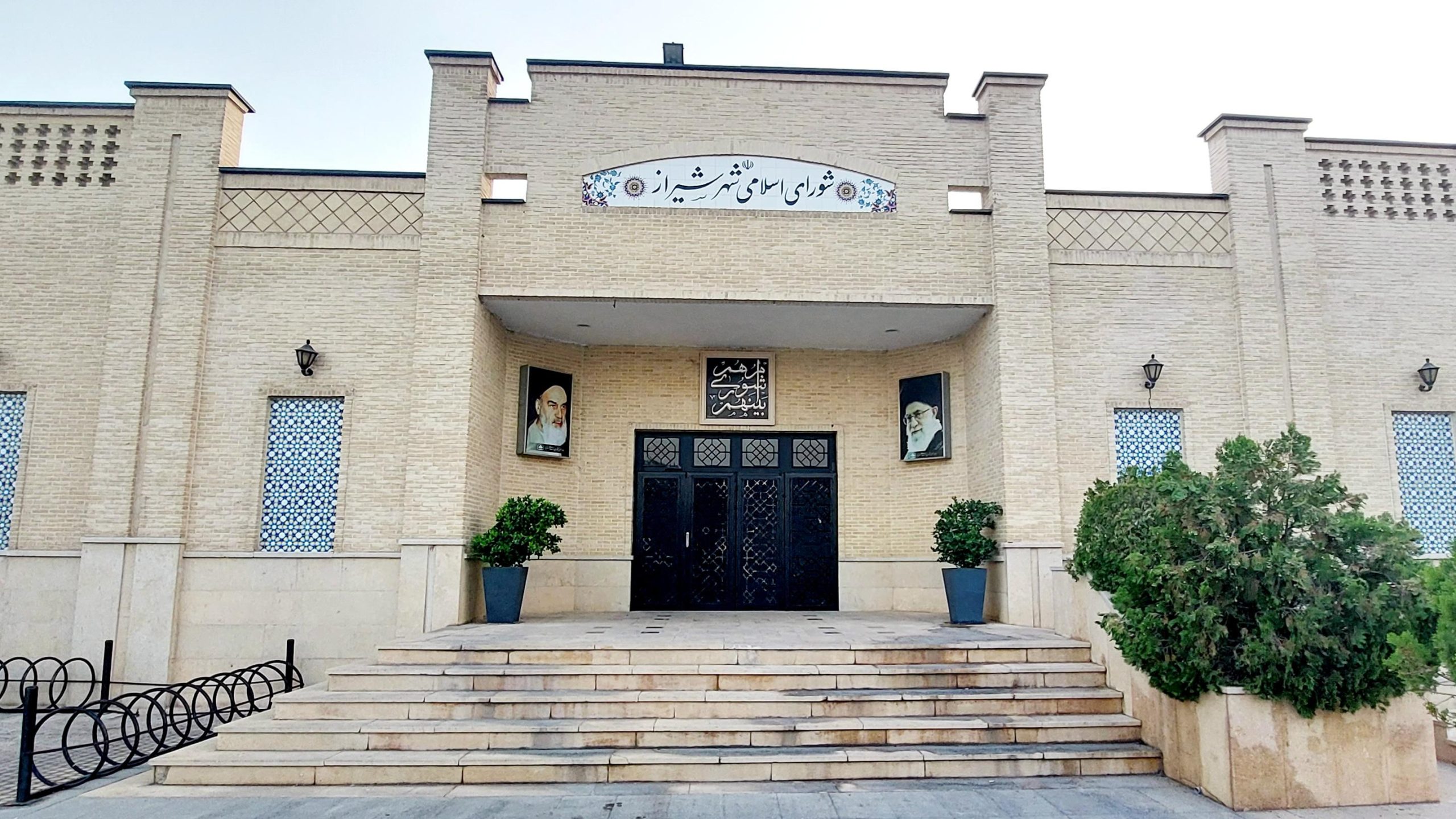 جوابیه شورای اسلامی شهر شیراز به حواشی عدم برگزاری صحن علنی در روز ۱۴ دی