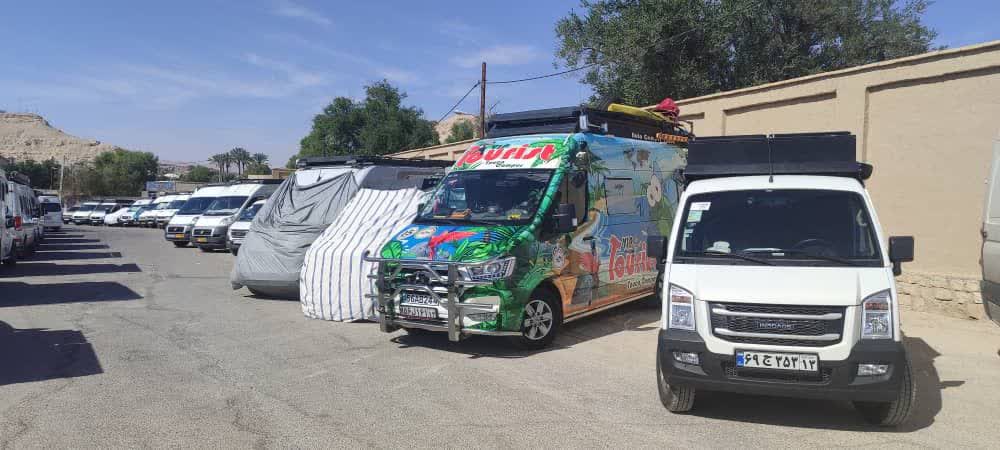 لارستان میزبان کاروان بزرگ گردشگری کشور شد