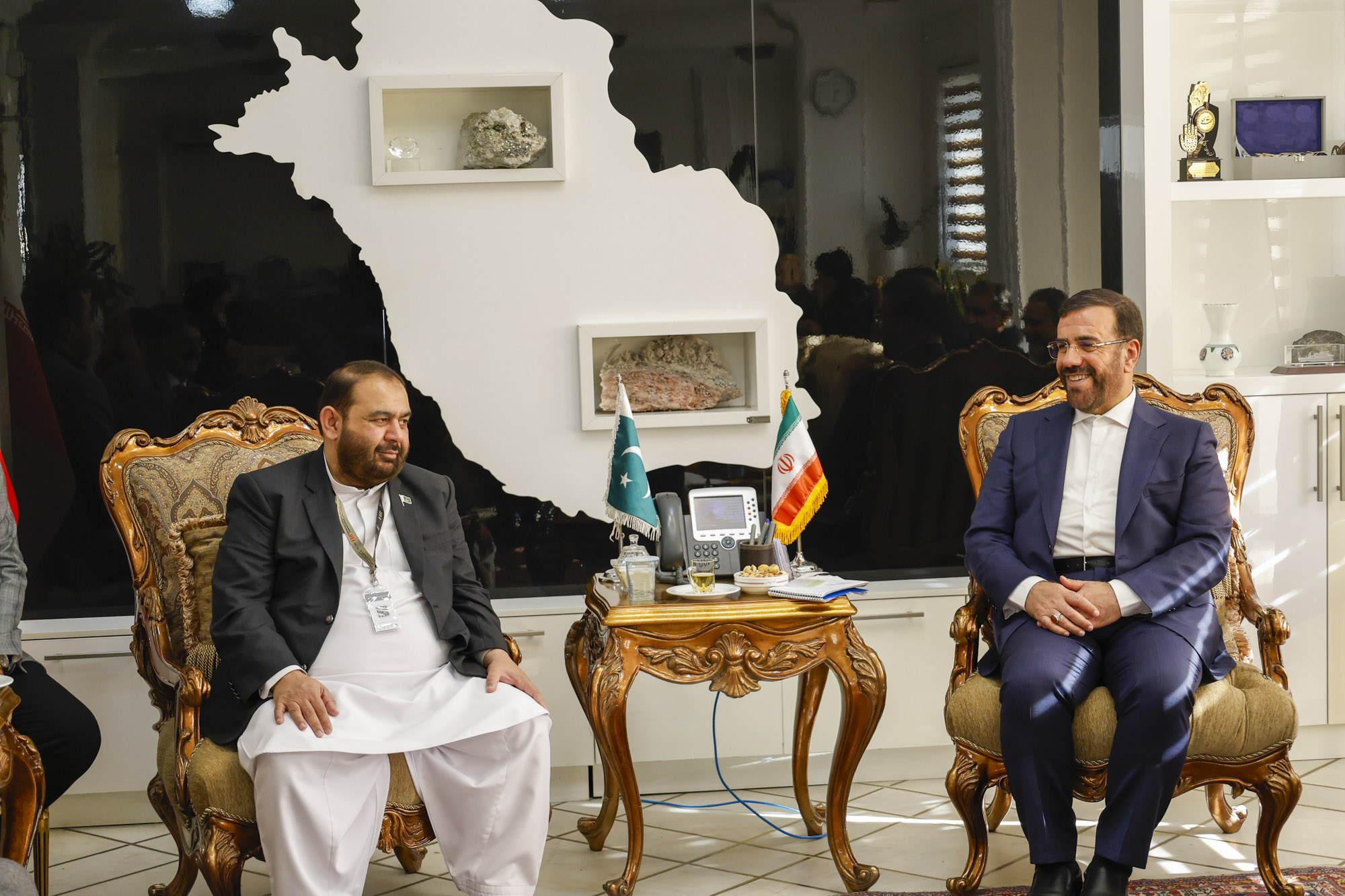 برنامهریزی برای گسترش همکاریهای فرهنگی و پیشنهاد خواهرخواندگی شیراز و لاهور پاکستان