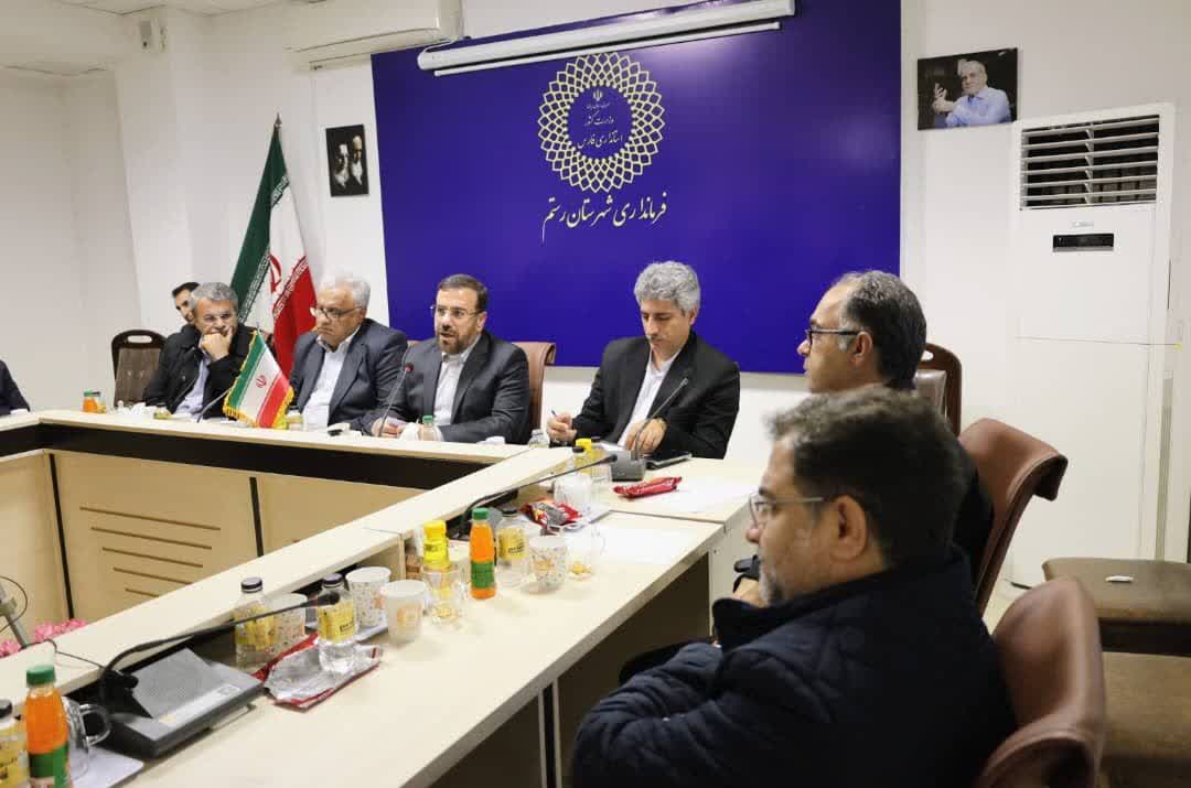 وضعیت آب شرب، اینترنت و راههای چندین روستای شهرستان رستم بهبود مییابد