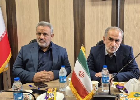 مدیران، راه را برای مشارکت مردم در بخش های تولیدی هموار کنند