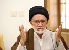 دبیر جامعه روحانیت شیراز خواستار برخورد قاطع با مفسدین اقتصادی در ملاعام شد