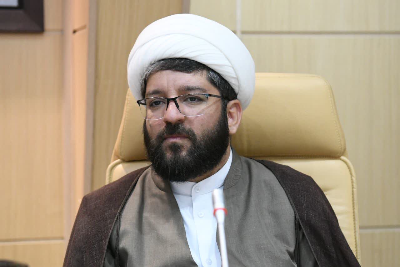 غبارروبی و عطرافشانی مساجد استان فارس در آستانه ماه مهمانی خدا