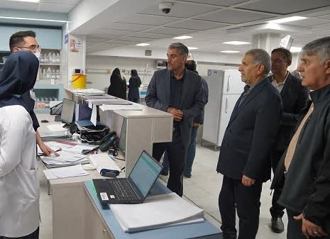 بازدید رئیس دانشگاه علوم پزشکی شیراز از ۳ مرکز درمانی شیراز