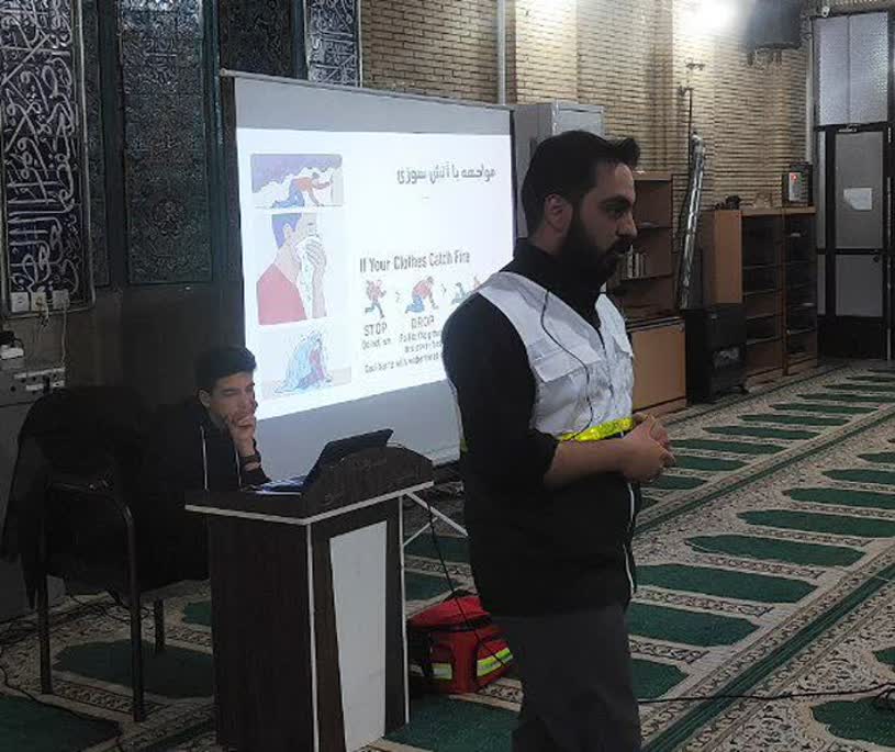 برگزاری کارگاه آموزش «امداد، نجات و کمک‌های اولیه» در مساجد فارس