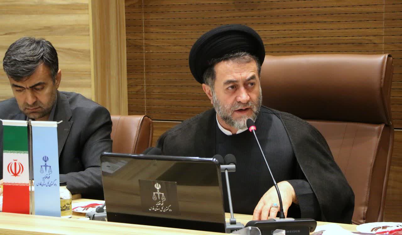 تآکید رئیس کل دادگستری فارس بر جدیت در پیگیری امور قضایی مردم