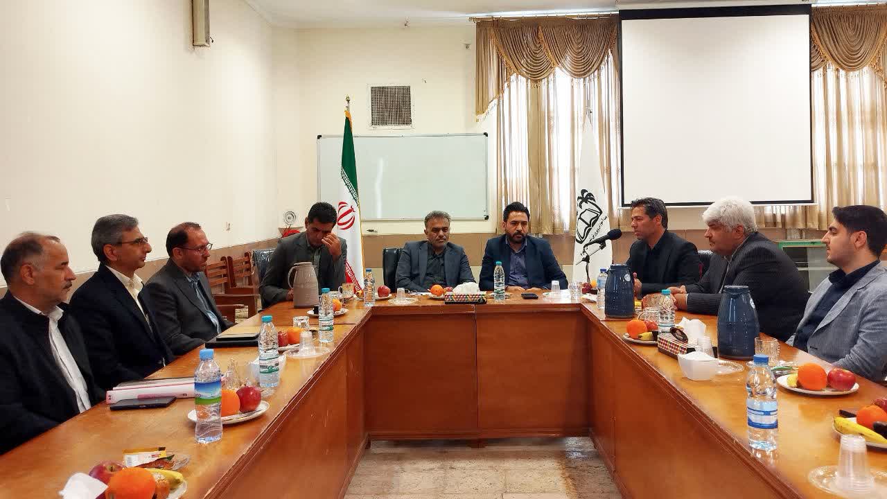 زنگ آغاز آموزش مجازی دانش آموزان در سال ۱۴۰۵ در جهرم به‌صدا درآمد