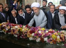 از گلباران آرامگاه شیخ اجل تا افتتاح مرکز سعدی‌شناسی؛ ۱۶۸ شاخه گل به یاد شهدای میناب و لامرد