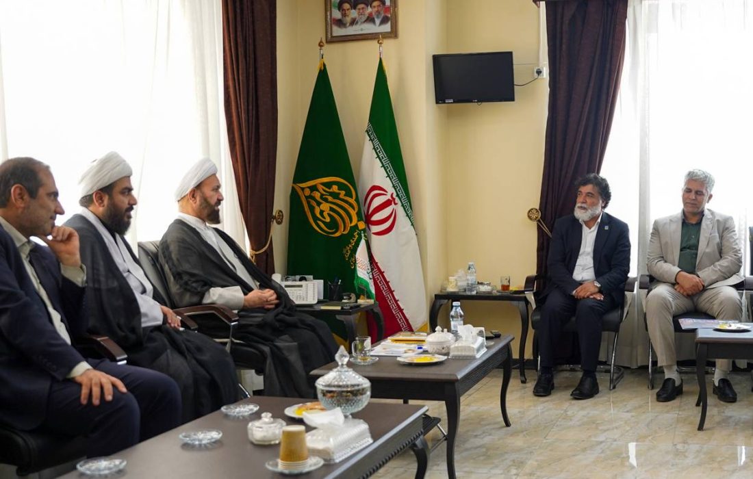 عملیات بازسازی مدرسه تاریخی حکیم شیراز در دستور کار قرار گرفت