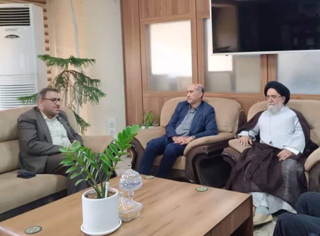 بهبود خدمات پستی و توسعه زیرساخت‌های ارتباطی شهرستان خفر بررسی شد