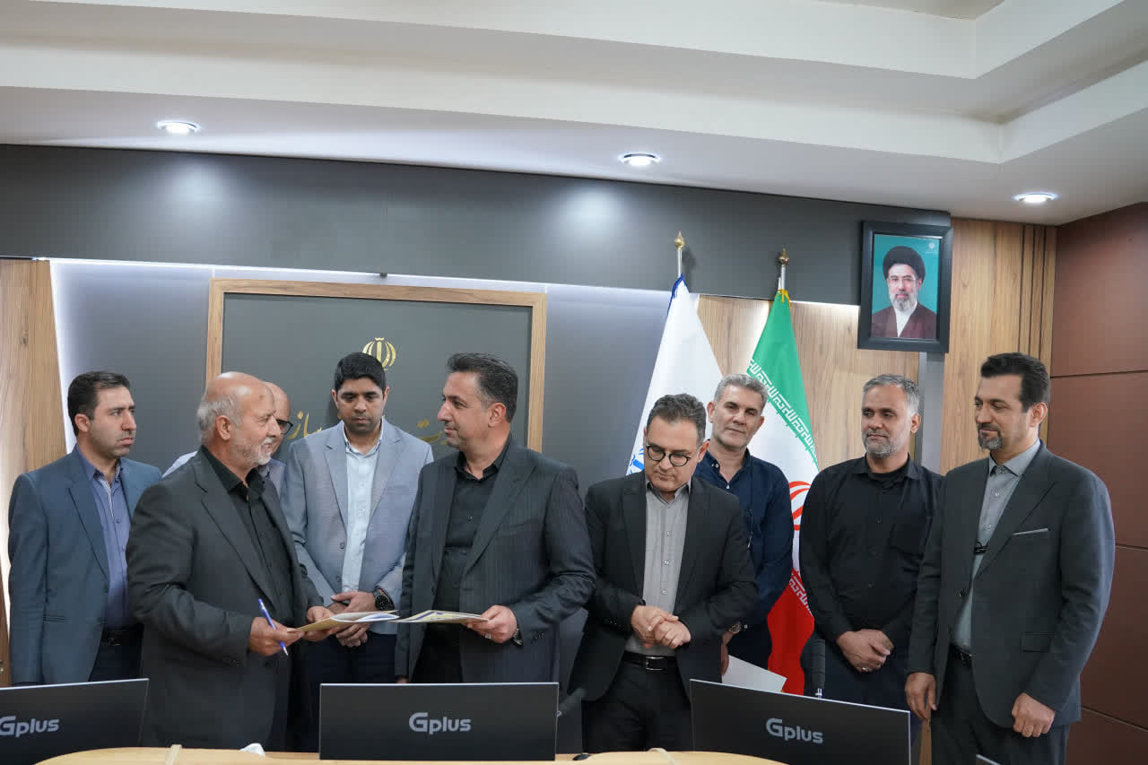انعقاد قرارداد خرید ۱۹۶ واحد مسکن استیجاری ویژه زوجهای جوان در فارس