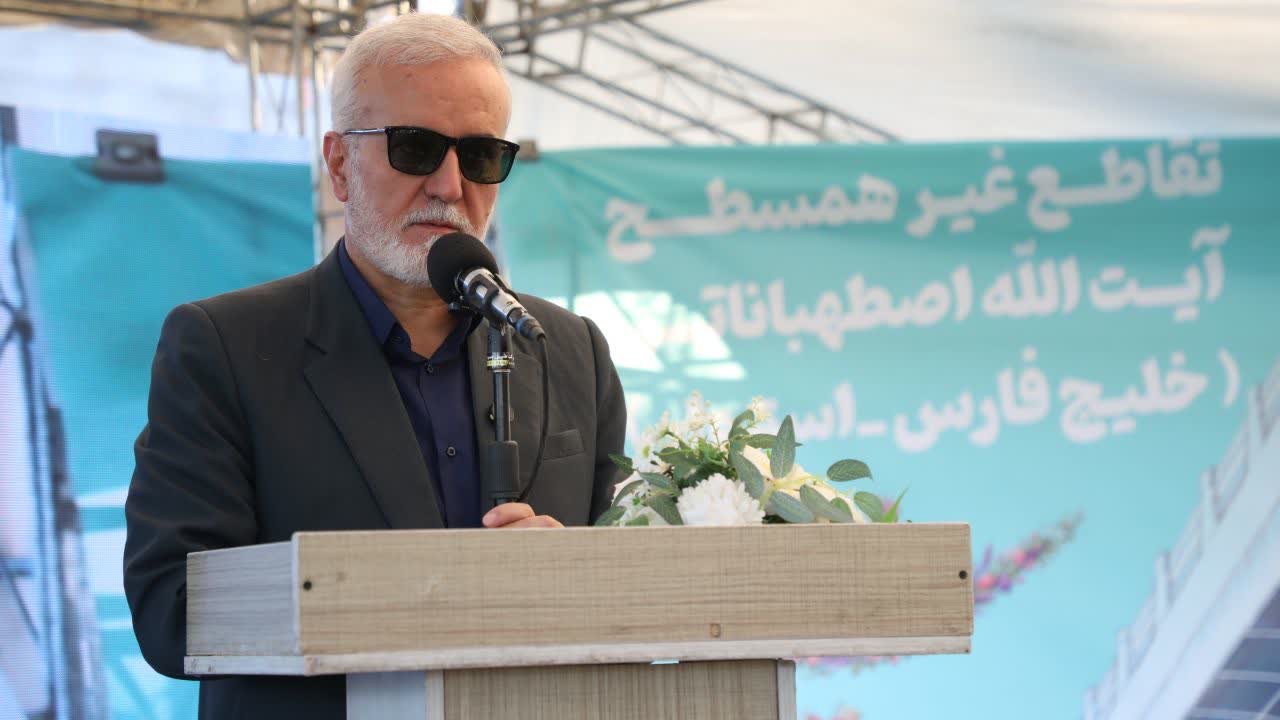 شیراز باید در تراز یکی از ۱۰۰ شهر برتر دنیا قرار گیرد