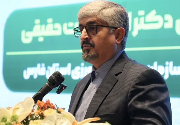فارس برای جهش گلخانهای به سمت کشاورزی دانشبنیان میرود