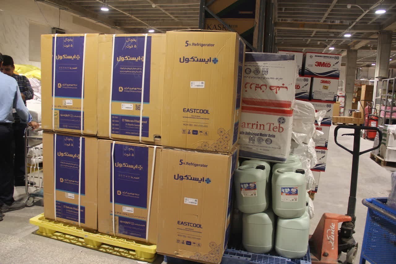 اهدای ۱۰ دستگاه یخچال از سوی سازمان همیاری شهرداری‌های فارس به بیمارستان نمازی شیراز